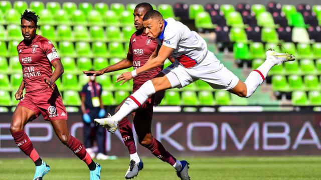Kylian-Mbappe-lors-de-Metz-PSG-1013667.jpg